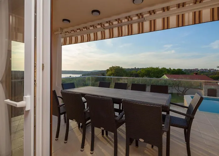 Nicole 빌라 반졸레